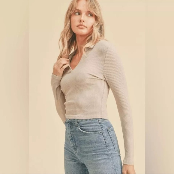 Altar’d State Ribbed Knit Collared Cropped Top Mushroom Brown Size Small - Picture 4 of 8